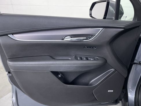 Used 2021 Cadillac XT6 Luxury AWD/4WD image 10