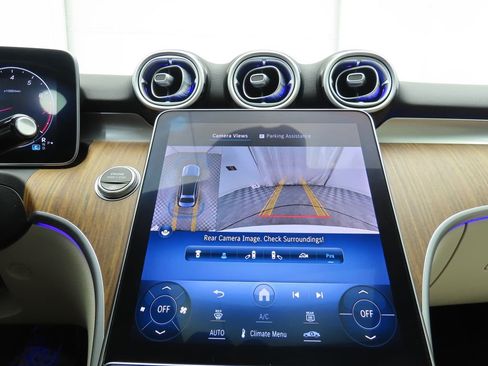 Certified 2022 Mercedes-Benz C 300 Sedan image 15