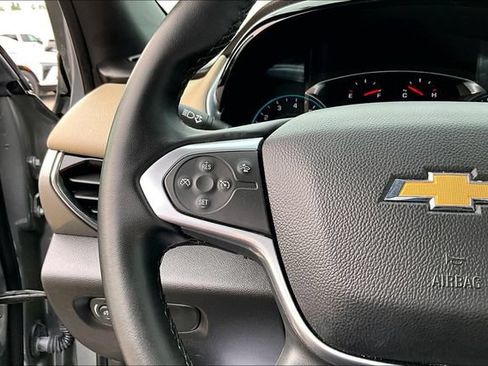 Used 2023 Chevrolet Traverse LT w/ LPO, Cargo Package AWD/4WD image 18