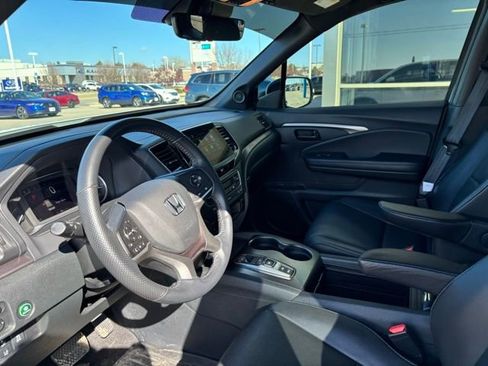 Used 2023 Honda Passport EX-L image 10