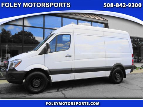 Used 2016 Mercedes-Benz Sprinter 2500 image 1