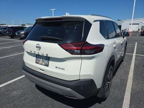 Certified 2023 Nissan Rogue SV w/ SV Premium B Package AWD/4WD image 7