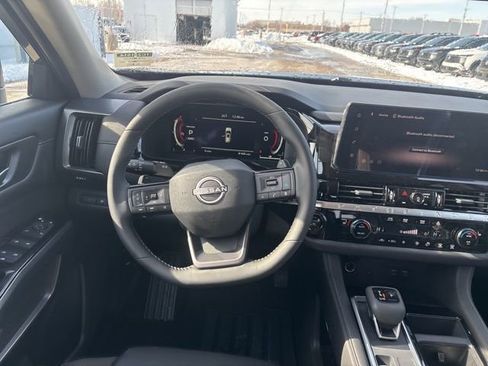 New 2026 Nissan Pathfinder SL AWD/4WD image 13