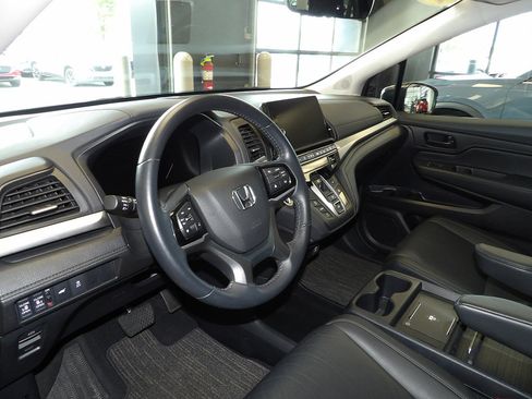 Used 2025 Honda Odyssey EX-L image 25