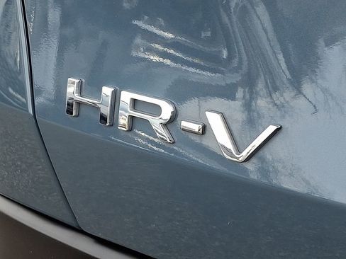 Used 2023 Honda HR-V Sport image 30