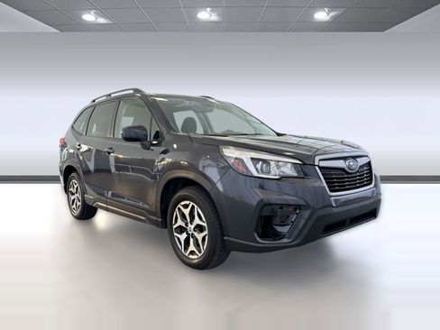 Used 2019 Subaru Forester Premium w/ All-Weather Package image 7