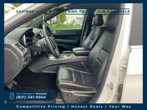 Used 2019 Jeep Grand Cherokee Limited w/ Luxury Group II image 9