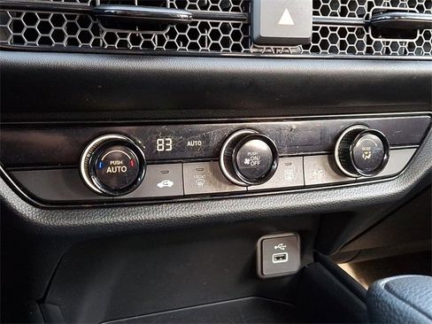 Certified 2023 Honda HR-V LX image 15