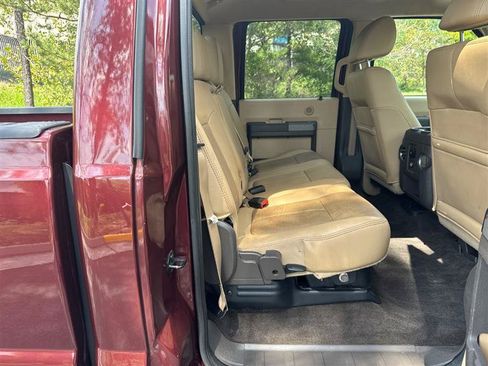 Used 2011 Ford F250 Lariat w/ Lariat Interior Pkg AWD/4WD image 23