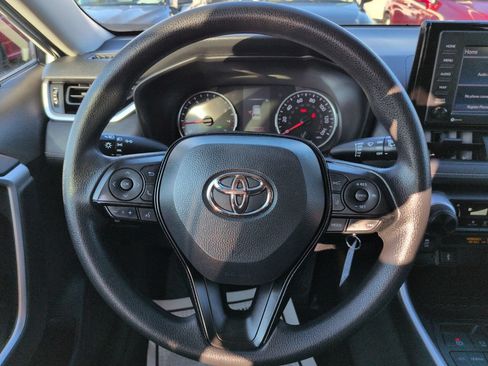Used 2022 Toyota RAV4 LE w/ Carpet Mat Package (TMS) FWD image 14