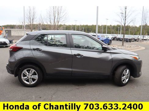 Used 2024 Nissan Kicks S image 8