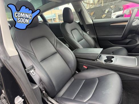 Used 2023 Tesla Model 3 Standard Range RWD image 13
