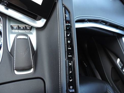 Used 2025 Chevrolet Corvette Stingray Preferred Cpe w/ Z51 Performance Package image 27