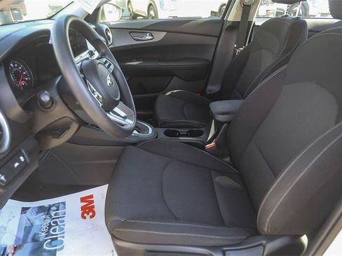 Used 2021 Kia Forte LXS image 18