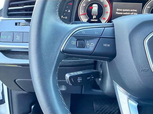 Certified 2025 Audi Q7 3.0T Premium Plus image 39