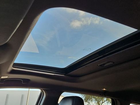 Used 2020 Jeep Grand Cherokee Limited image 30