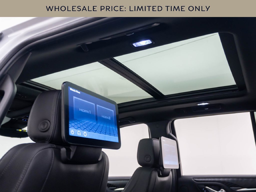 Used 2024 GMC Yukon Denali w/ Denali Reserve Package AWD/4WD image 18