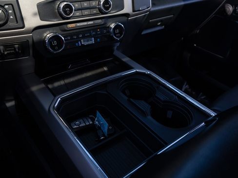 Used 2022 Ford F250 Lariat w/ Black Appearance Package image 50