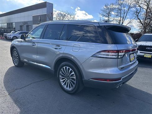 Certified 2023 Lincoln Aviator AWD w/ Premium Package image 3