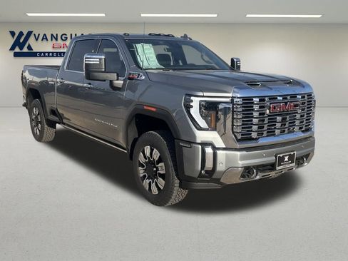 New 2026 GMC Sierra 2500 Denali w/ Denali Reserve Package image 8