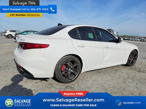 Used 2018 Alfa Romeo Giulia Ti Sport w/ Quick Order Package 22U Sport image 4
