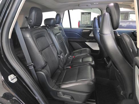 Used 2020 Lincoln Aviator Reserve w/ Equipment Group 202A AWD/4WD image 14