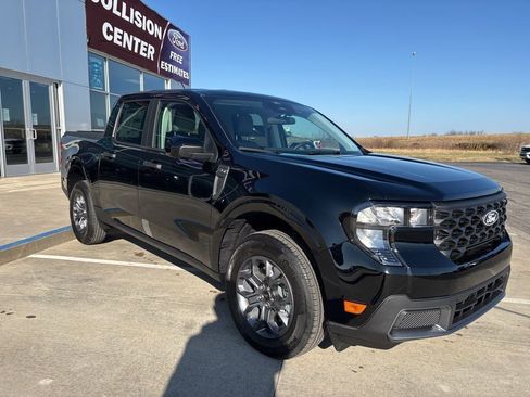 New 2026 Ford Maverick XLT w/ XLT Luxury Package AWD/4WD image 8