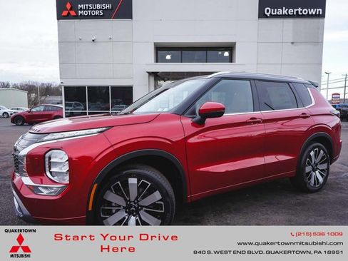 New 2026 Mitsubishi Outlander SEL image 1