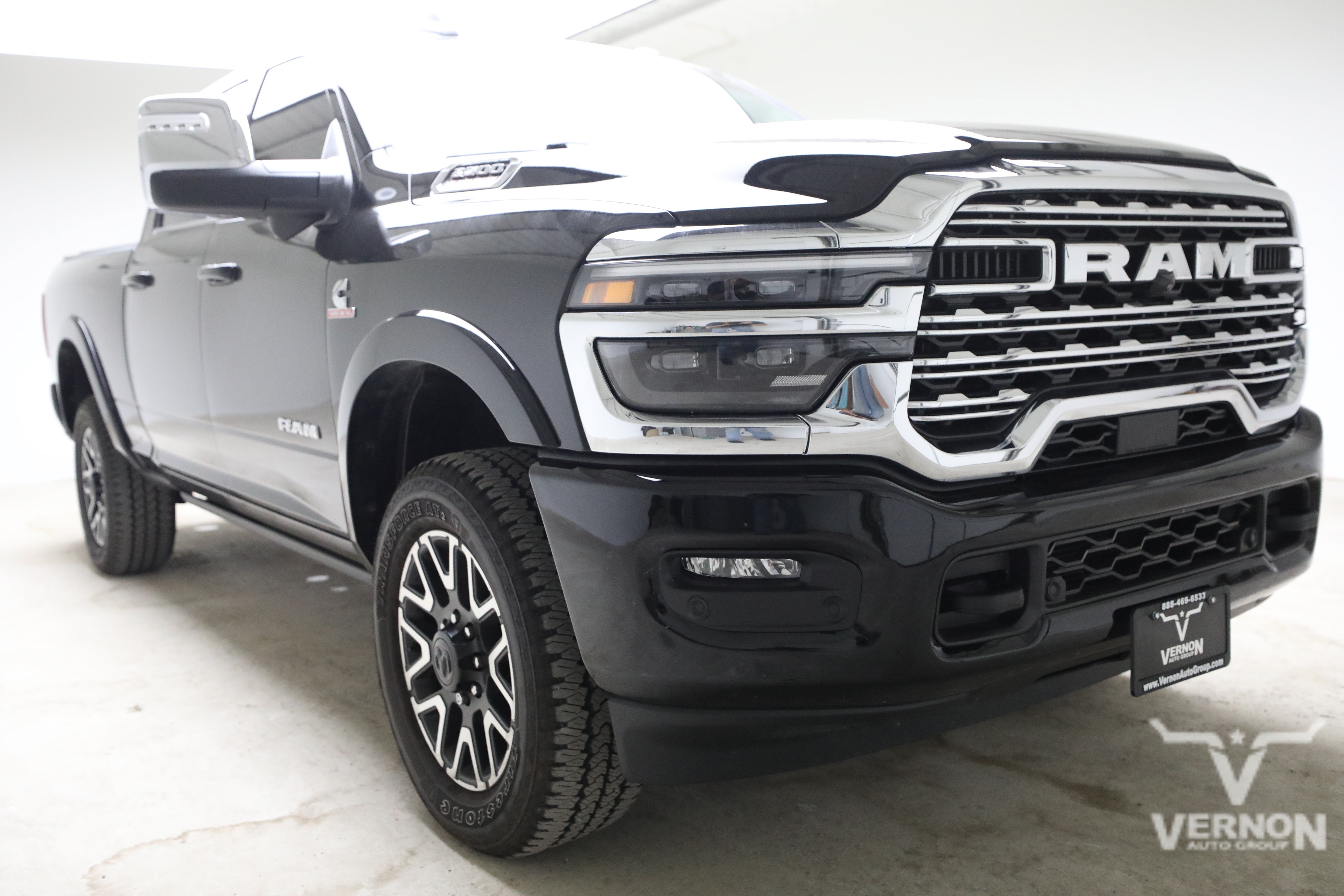 Used 2026 RAM 2500 Limited AWD/4WD image 7