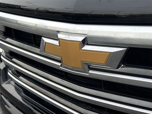 Used 2023 Chevrolet Silverado 1500 High Country w/ High Country Premium Package image 35