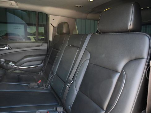 Used 2019 Chevrolet Suburban LT AWD/4WD image 40