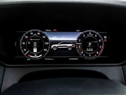 Used 2019 Land Rover Range Rover Velar R-Dynamic SE image 19