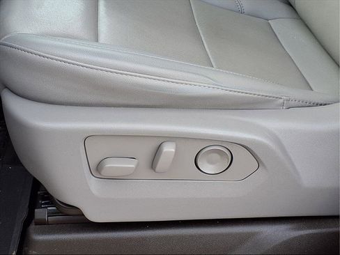 Used 2023 GMC Sierra 1500 SLT w/ SLT Premium Package image 17