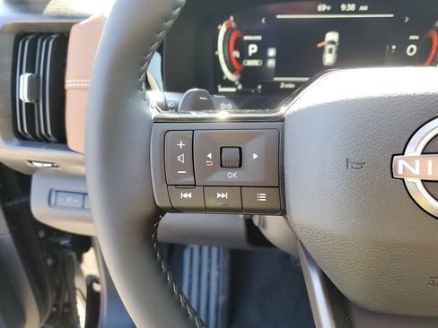 New 2026 Nissan Pathfinder Platinum AWD/4WD image 22