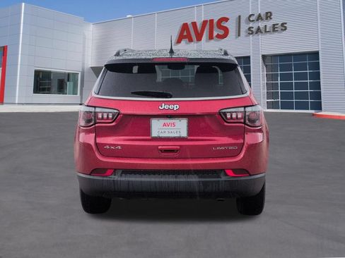 Used 2025 Jeep Compass Limited AWD/4WD image 7