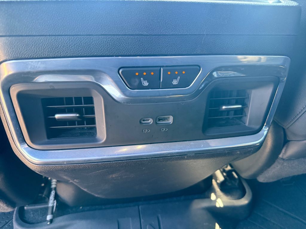 Used 2022 Chevrolet Silverado 1500 High Country w/ High Country Premium Package AWD/4WD image 36
