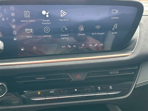 New 2025 Buick Envision Sport Touring image 28