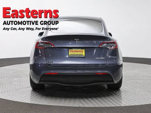 Used 2022 Tesla Model Y Performance AWD/4WD image 6