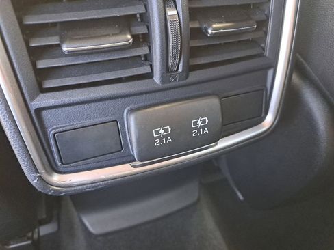 Used 2020 Subaru Forester Limited w/ Popular Package #3 image 10