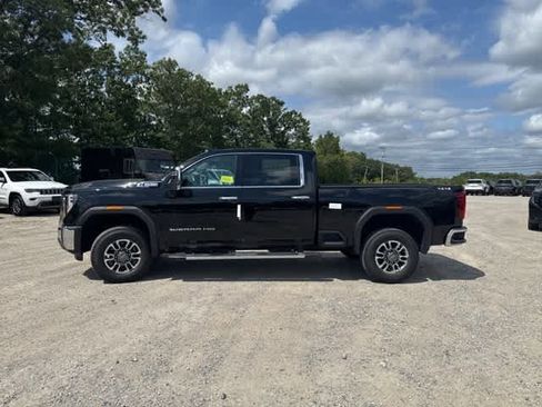 New 2026 GMC Sierra 2500 SLT w/ SLT Premium Package image 4