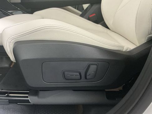 New 2026 BMW X1 xDrive28i w/ M Sport Package image 19