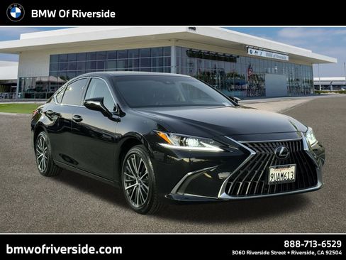 Used 2025 Lexus ES 300h 300h image 1