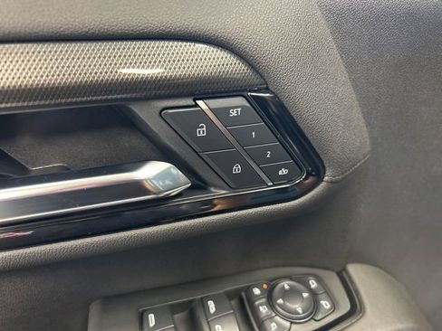 Used 2025 GMC Sierra 3500 AT4 w/ AT4 Premium Plus Package image 13