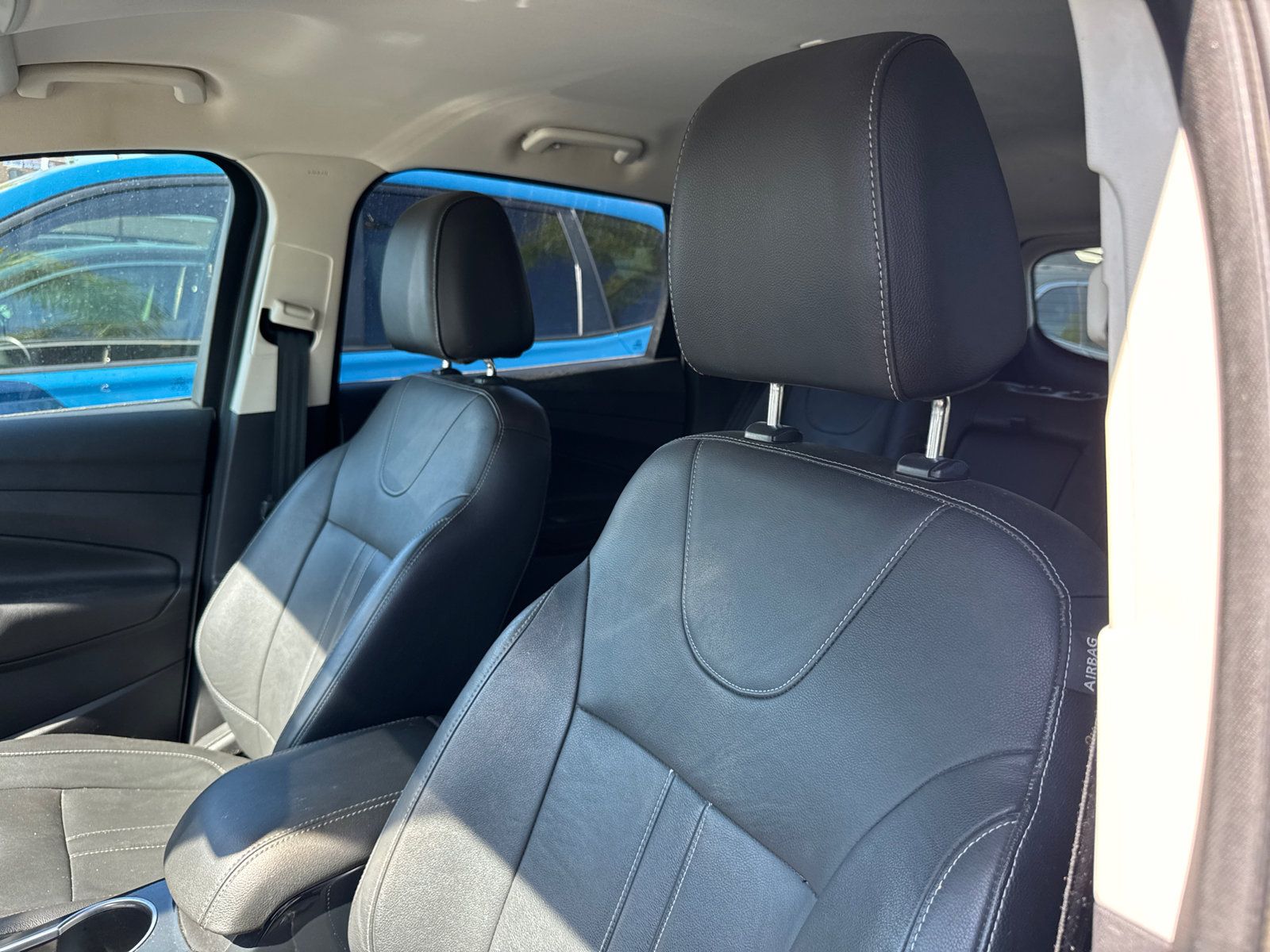 Used 2013 Ford Escape Titanium w/ Parking Technology Pkg AWD/4WD image 3