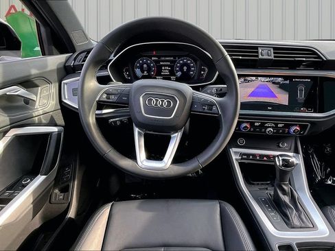 Used 2025 Audi Q3 2.0T Premium w/ Convenience Package AWD/4WD image 8