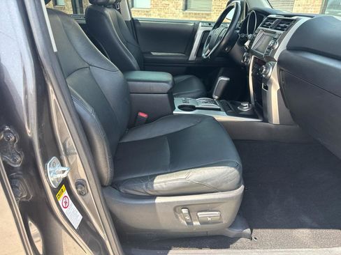 Used 2011 Toyota 4Runner Limited w/ Convenience Pkg AWD/4WD image 51