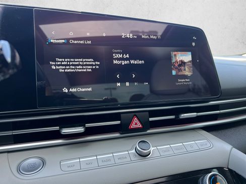 Used 2025 Hyundai Elantra Limited FWD image 15
