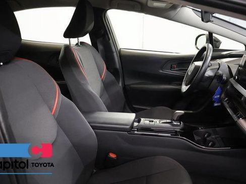 Certified 2024 Toyota Prius Prime FWD image 28