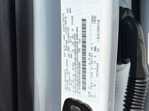 Used 2025 Ford F150 XLT w/ Equipment Group 301A Standard image 20