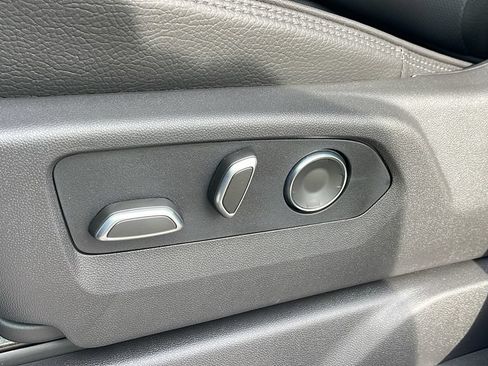 New 2026 GMC Sierra 1500 Denali AWD/4WD image 14